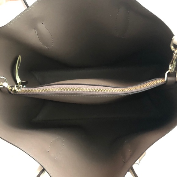 Kate Spade Eva Medium Satchel R$315 🤍 - Picture 5 of 12